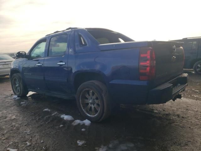 2013 Chevrolet Avalanche LT