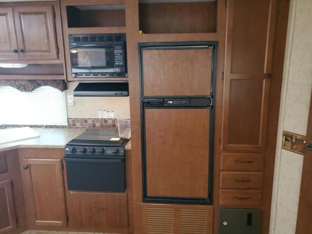 2012 Prowler Camper