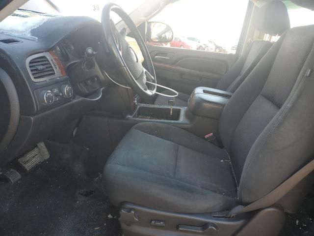 2013 Chevrolet Suburban K1500 LS