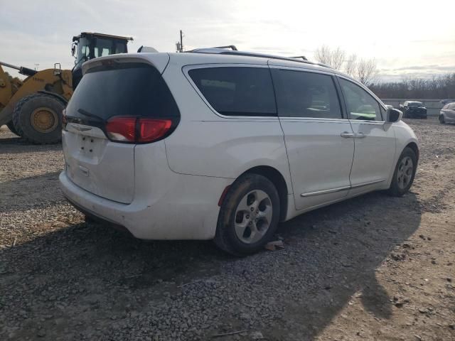 2017 Chrysler Pacifica Touring L Plus