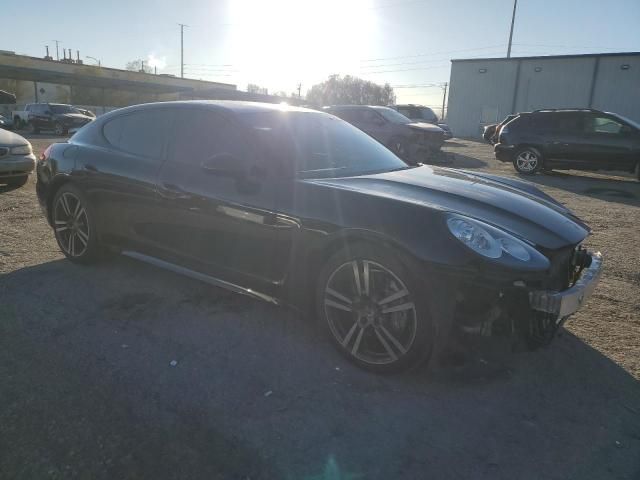 2014 Porsche Panamera 2