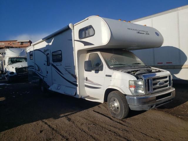 2011 Ford Econoline E450 Super Duty Cutaway Van