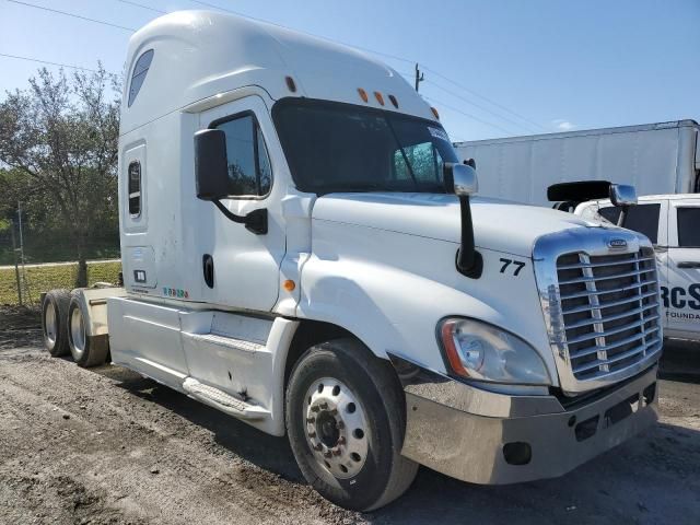 2014 Freightliner Cascadia 125