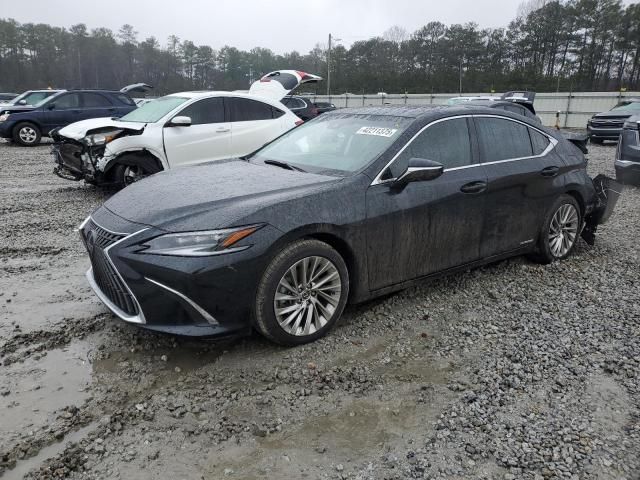 2022 Lexus ES 300H Base