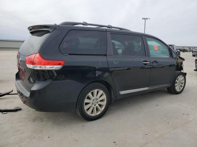 2014 Toyota Sienna XLE