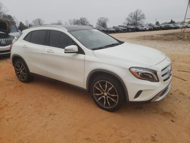 2015 Mercedes-Benz GLA 250