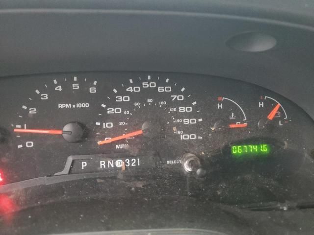 2006 Ford Econoline E450 Super Duty Cutaway Van