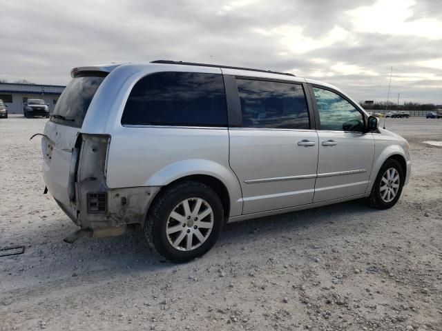 2012 Chrysler Town & Country Touring L