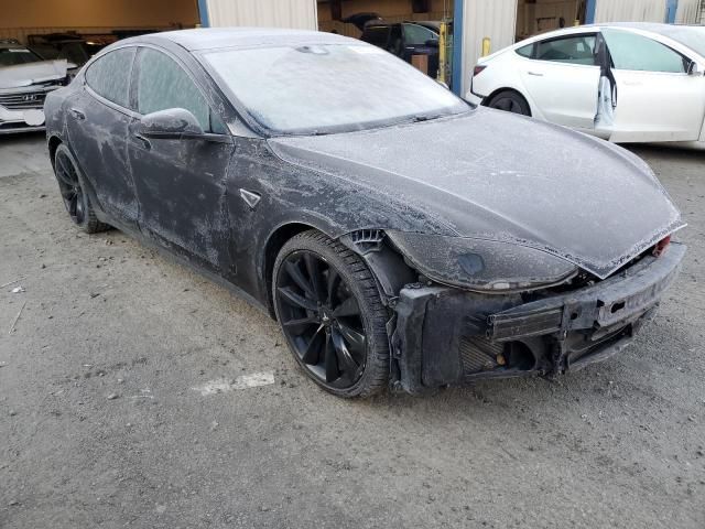 2015 Tesla Model S 70D