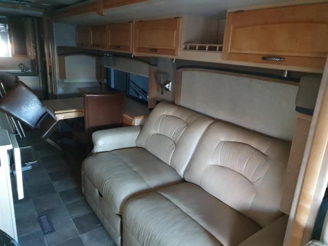 2006 Freightliner Chassis X Line Motor Home