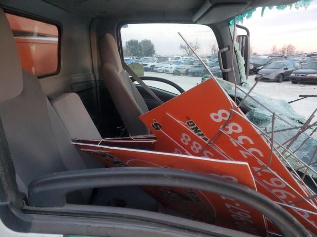 2019 Isuzu NPR HD