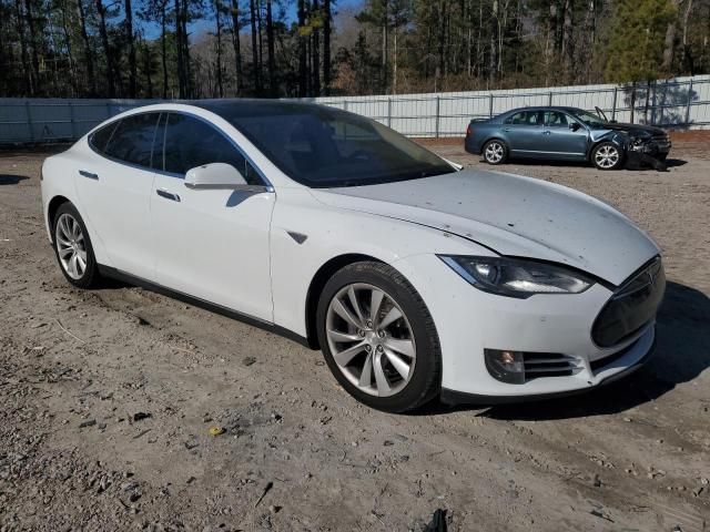 2014 Tesla Model S