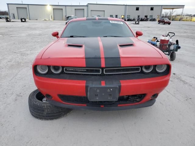 2016 Dodge Challenger SXT