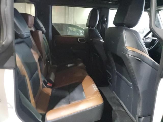 2024 Ford Bronco Outer Banks