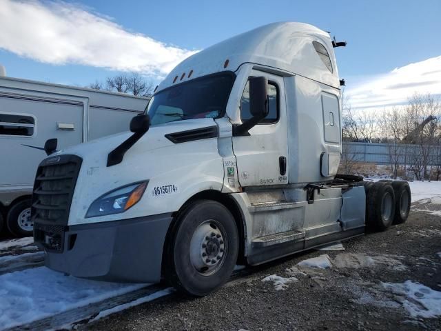 2023 Freightliner Cascadia 126