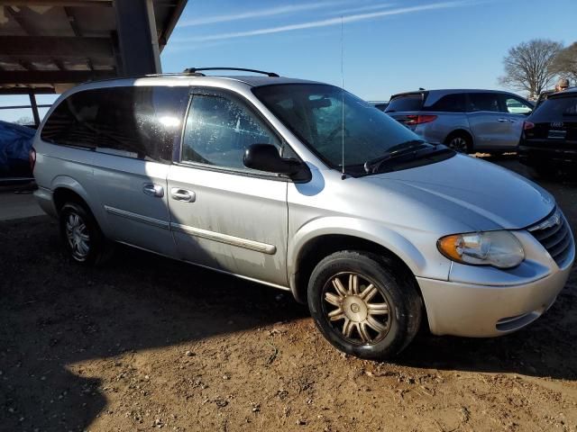 2007 Chrysler Town & Country Touring