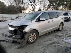 Vehiculos salvage en venta de Copart Loganville, GA: 2017 KIA Sedona LX