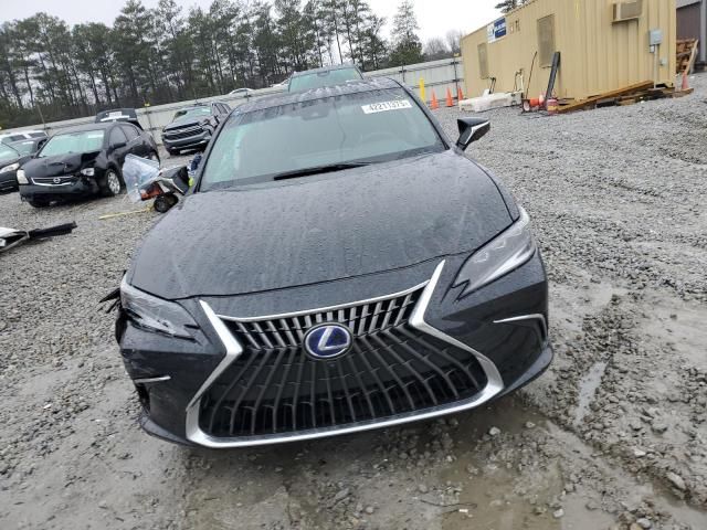 2022 Lexus ES 300H Base