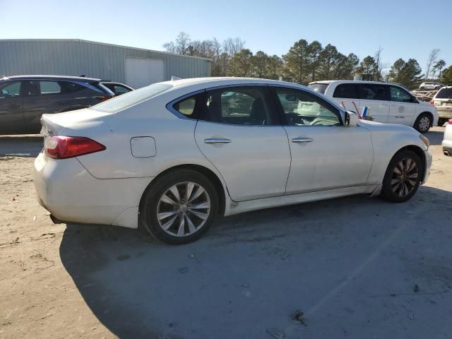 2011 Infiniti M56 X