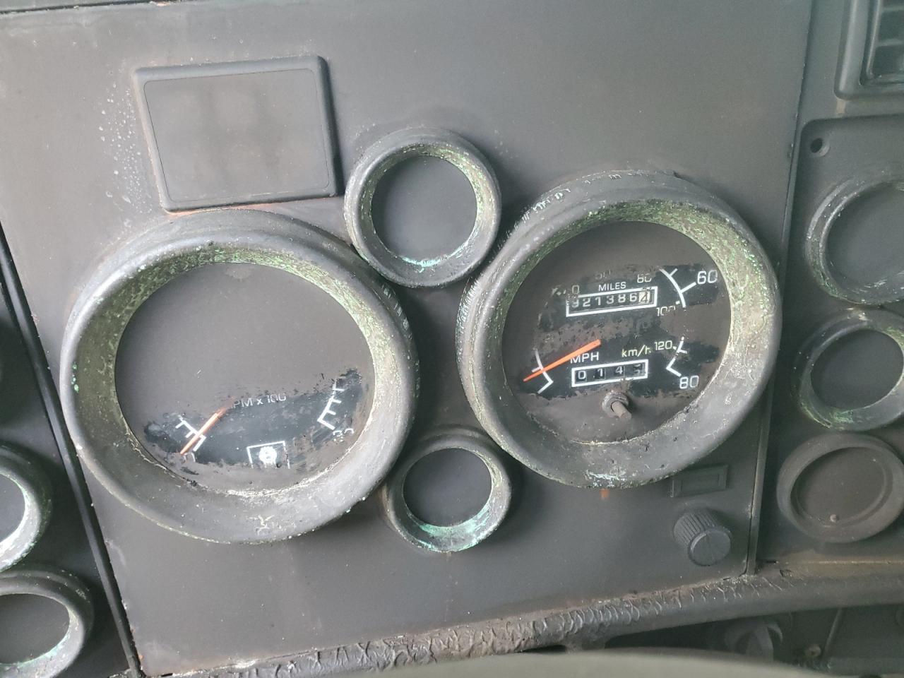 2005 Kenworth Construction W900