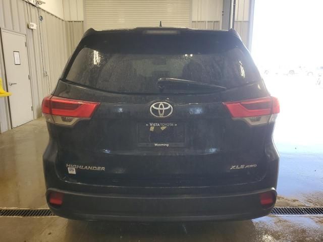 2019 Toyota Highlander SE