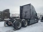 2016 Freightliner Cascadia 125