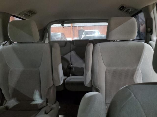 2006 Toyota Sienna CE