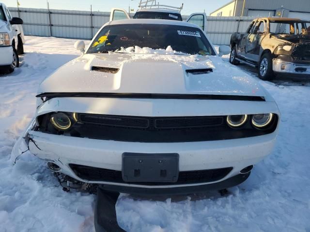 2016 Dodge Challenger SXT