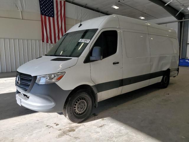 2022 Mercedes-Benz Sprinter 2500