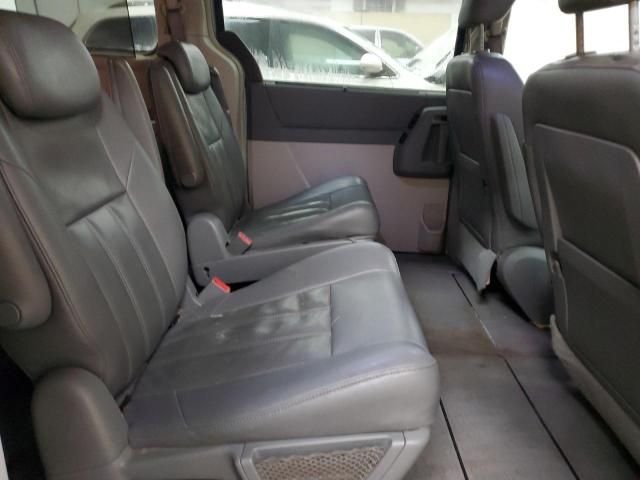 2008 Chrysler Town & Country Touring