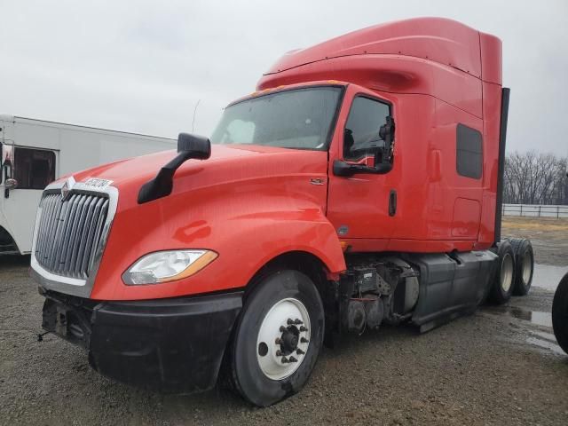 2018 International LT625