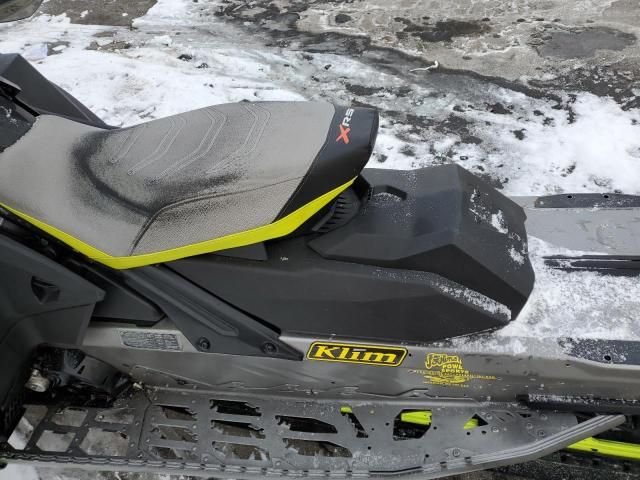 2023 Skidoo Backcountr