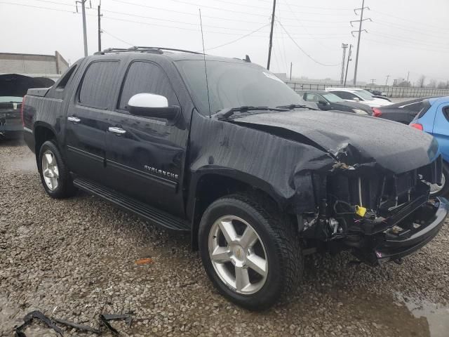 2012 Chevrolet Avalanche LS