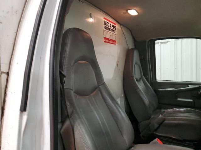 2006 GMC Savana Cutaway G3500