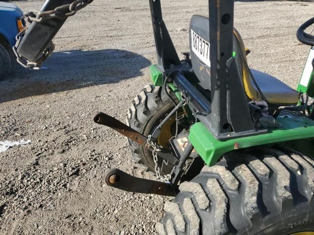 2004 John Deere Deere 4110