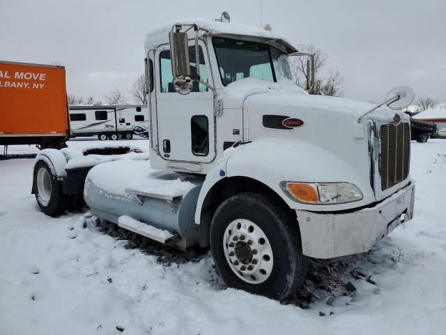 2014 Peterbilt 382