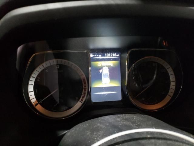 2017 Nissan Titan SV