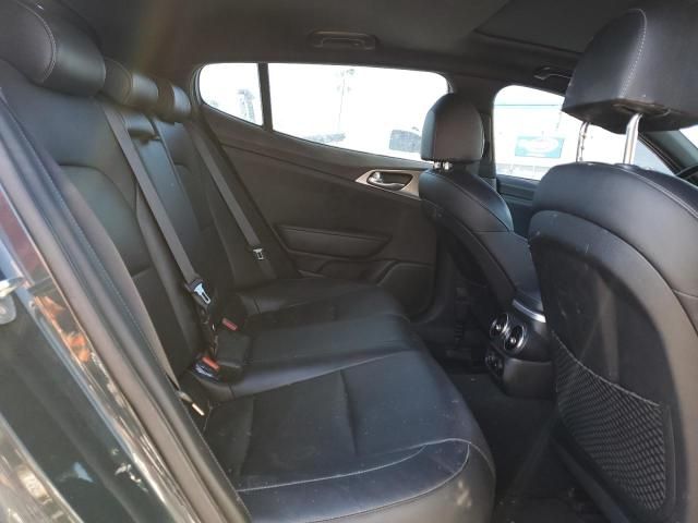 2022 KIA Stinger GT1