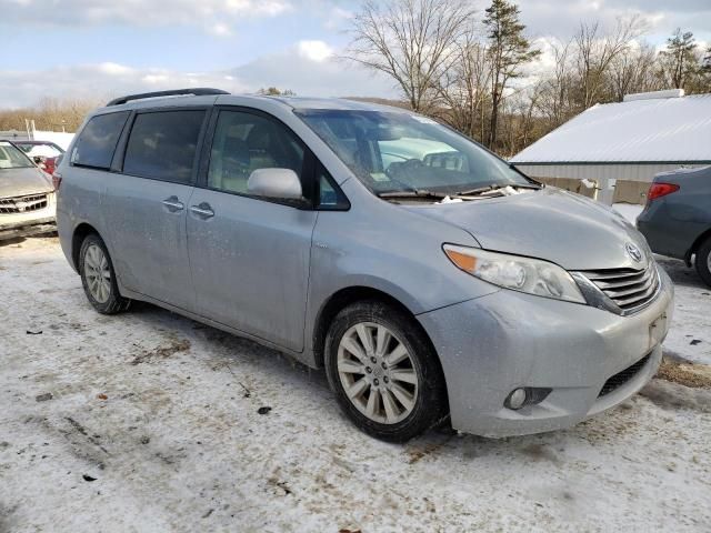 2016 Toyota Sienna XLE