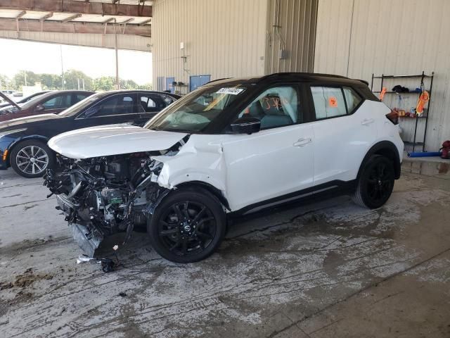 2021 Nissan Kicks SR