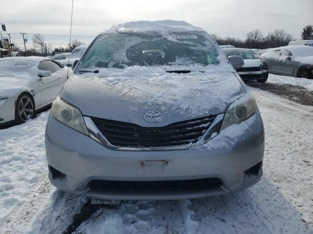 2012 Toyota Sienna LE