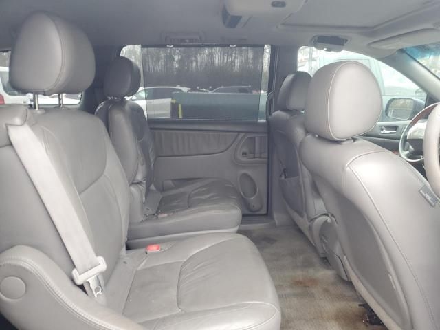 2006 Toyota Sienna XLE