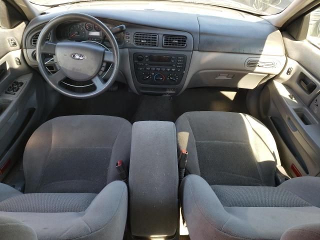 2006 Ford Taurus SE