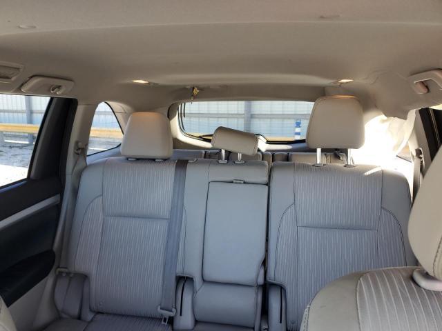 2016 Toyota Highlander le