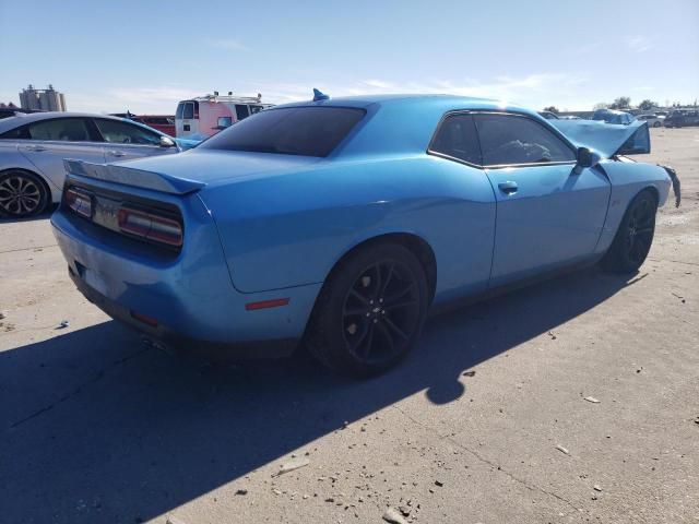 2015 Dodge Challenger SXT Plus