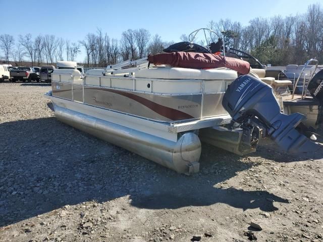 2009 Bennington Marine Pontoon