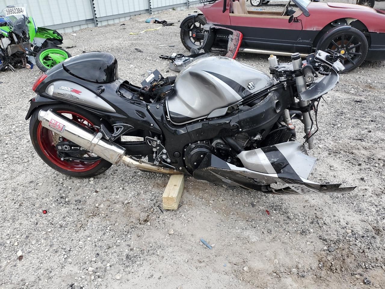 2001 Suzuki GSX1300 R