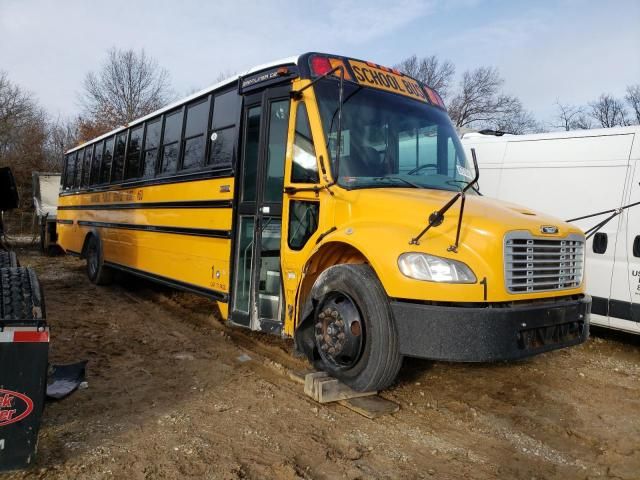 2015 Freightliner Chassis B2B