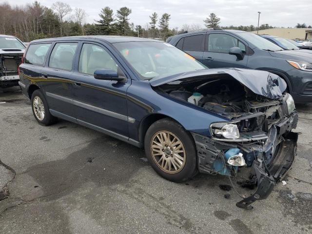 2004 Volvo V70