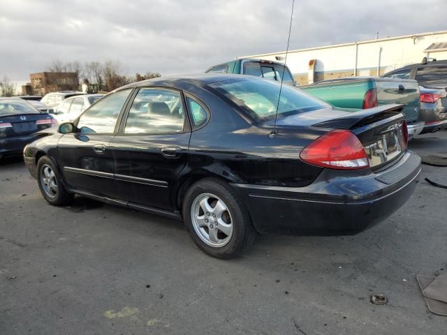 2005 Ford Taurus SE